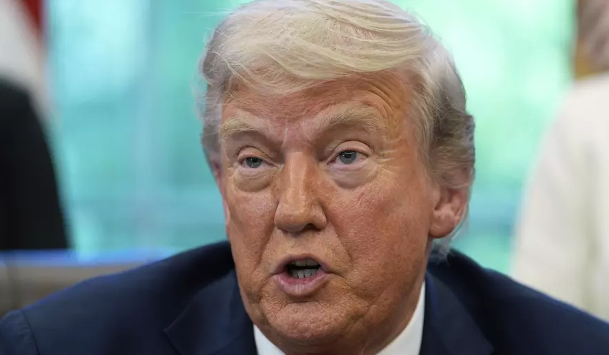 ٹرمپ نے غیر ملکی فلموں پر 100 فیصد ٹیرف عائد کرنے کی دھمکی دی۔